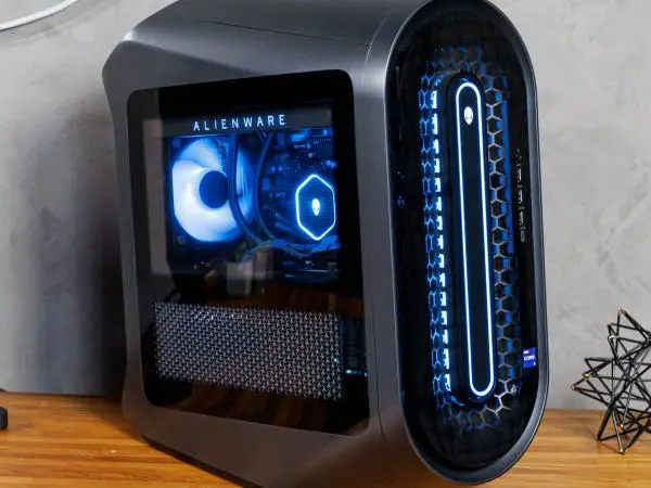 Dell AlienwareゲーミングPCの画像